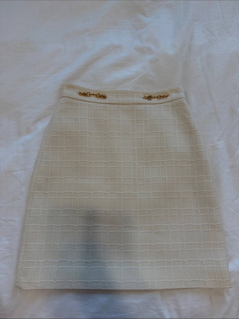 Gucci Cream Textured Pencil Skirt with Gold Chain Detail